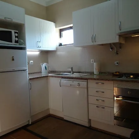 Casa Cezarina Lagoa D'albufeira-sesimbra * Lagoa de Albufeira